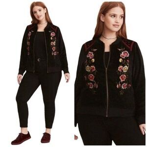 Torrid Womens Jacket Black 1X Embroidered Floral Bomber Full Zip 1 Velvet